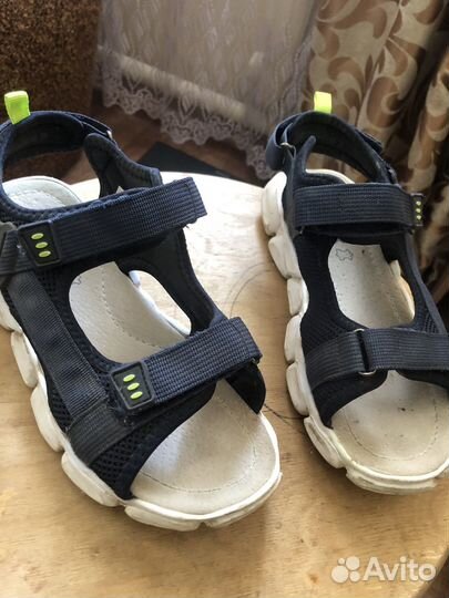 Сандалии 35 р