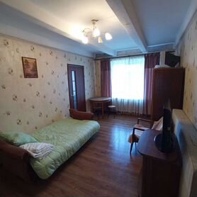 2-к. квартира, 45 м², 1/2 эт.