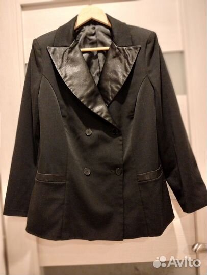 Смокинг пиджак 46 48 стиль YSL Prada