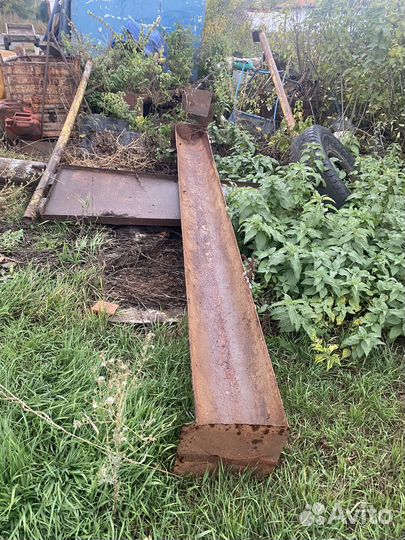 Кормушка для животных