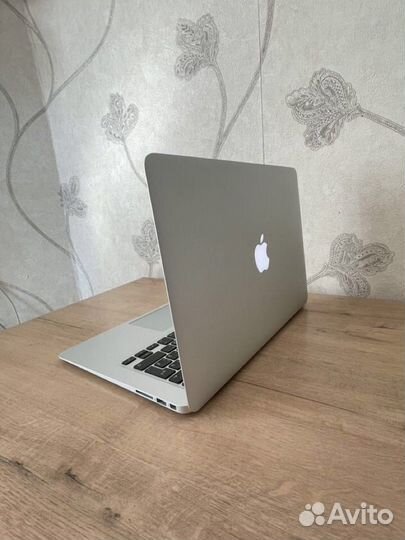 MacBook Air 13 Core i5