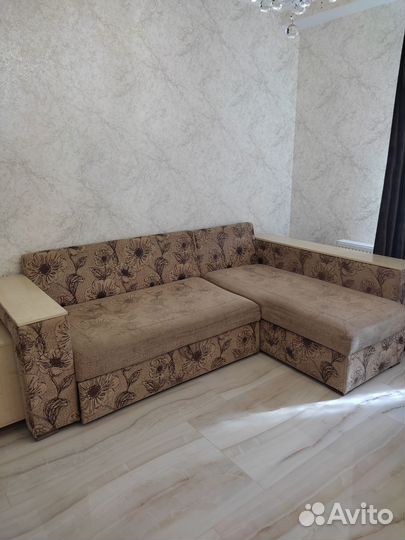 Угловой диван бу