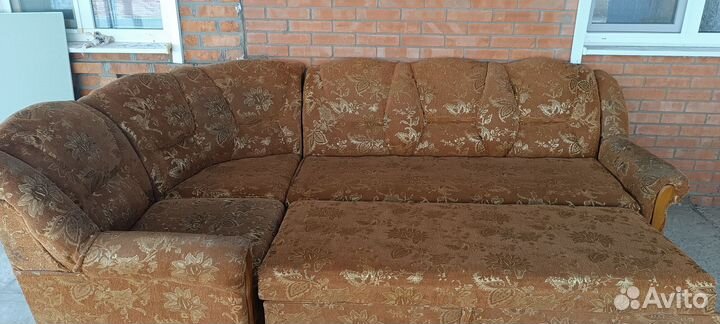 Угловой диван