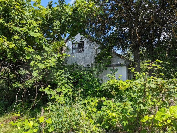 Дача 20 м² на участке 5 сот.