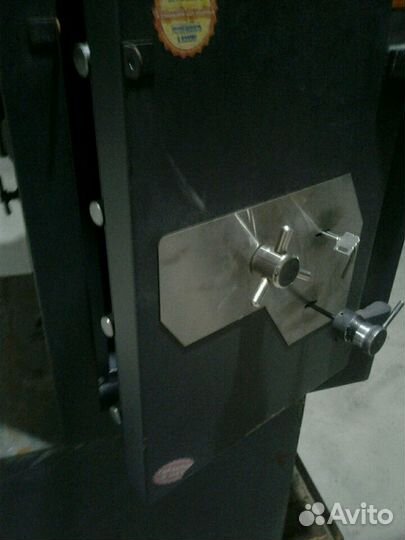 Вскрытие замков, сейфов, автомобилей, дверей