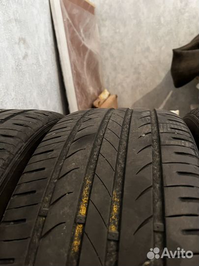 Kingstar Road Fit SK10 215/45 R17