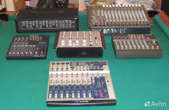 Микшерные пульты Микшер Yamaha Mackie Alto Phonic