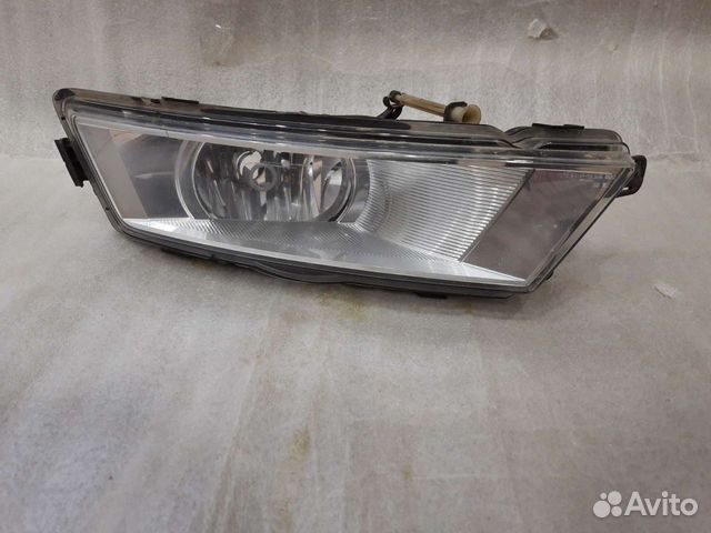 Skoda Rapid фара противотуманная правая