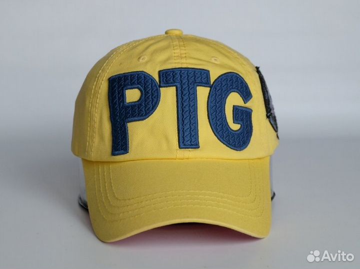 Желтая бейсболка 
