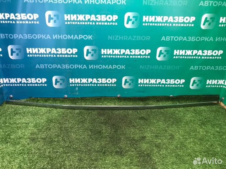 Молдинг двери передний правый Skoda Superb 3T 2.0