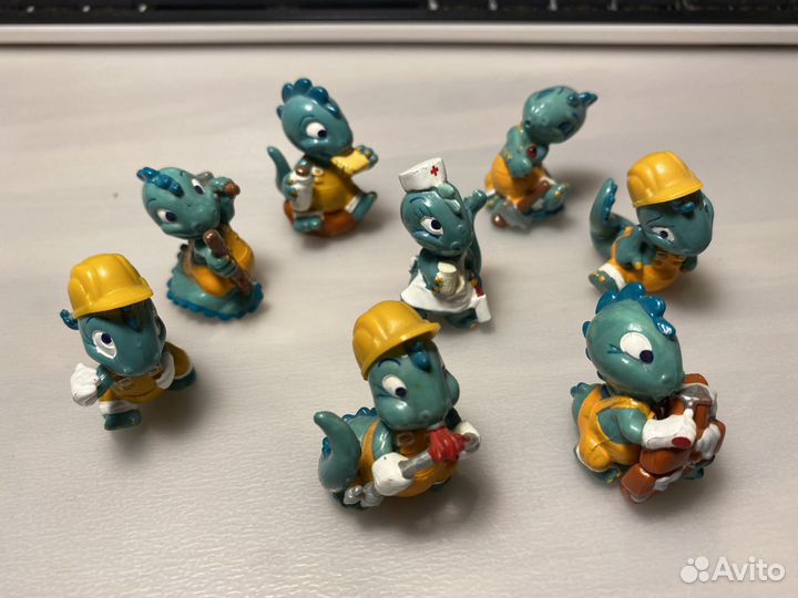 Киндеры 90-х гномы и дино