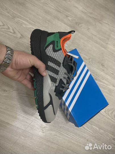 Кроссовки adidas nite jogger