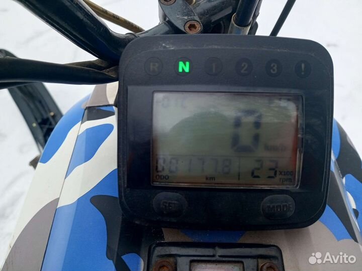 Продам снегоход dingo 125
