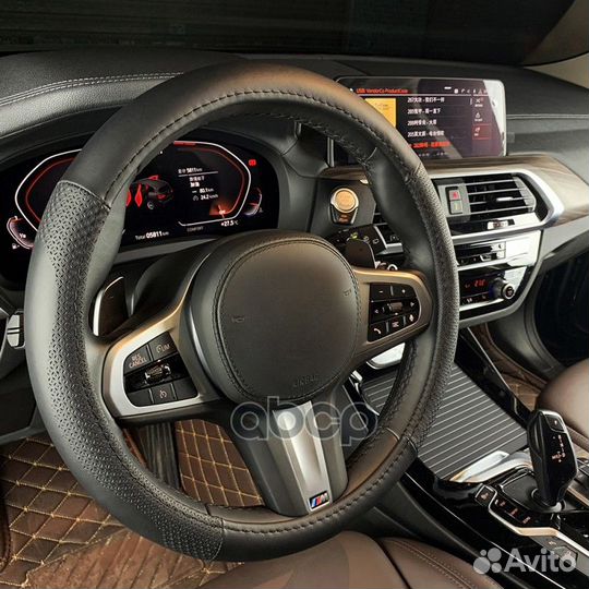 Оплетка на руль (M 38см нат. кожа) черная с тис