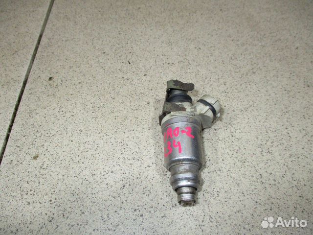 Форсунка инжекторная Mitsubishi Pajero 2