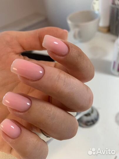 Маникюр с покрытием гель-лак