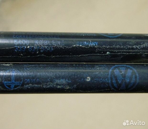 Амортизатор багажника VW Passat B3 универсал