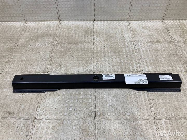 Усилитель передний Mitsubishi Pajero Sport 2 KH