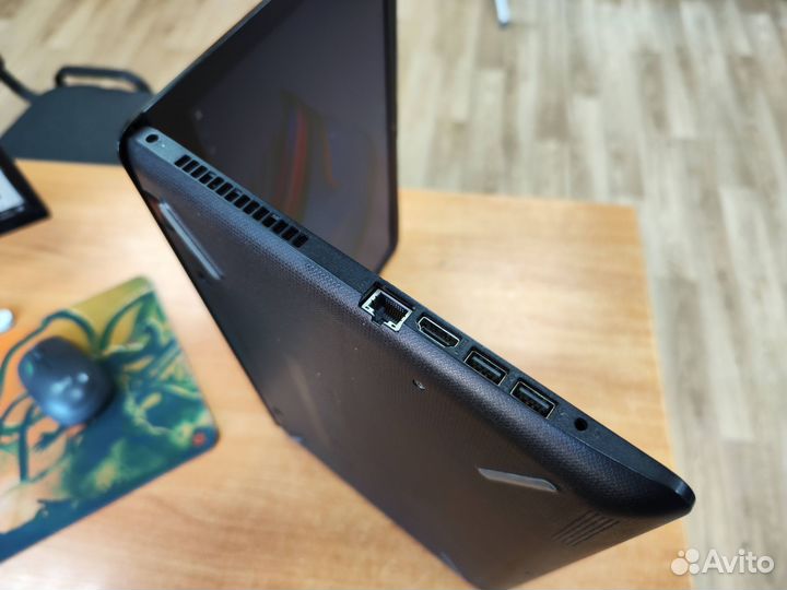 Cовременный HP 15.6