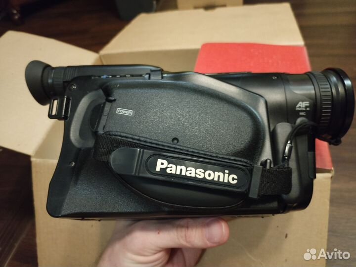 Видеокамера Panasonic