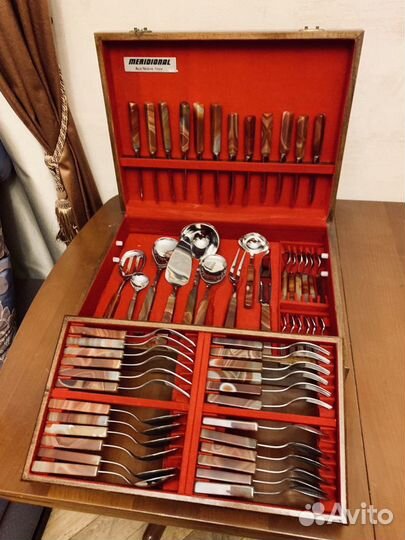 Набор столовых приборов