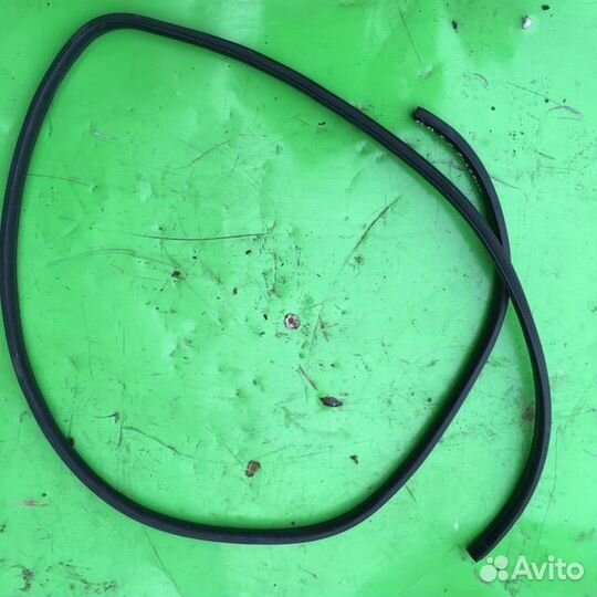 Уплотнитель двери Хендай Солярис