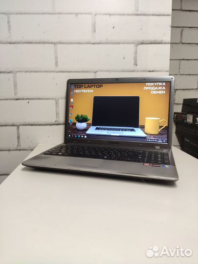 Игровой ноутбук 2 видеокарты\4 ядра\120SSD+500HDD