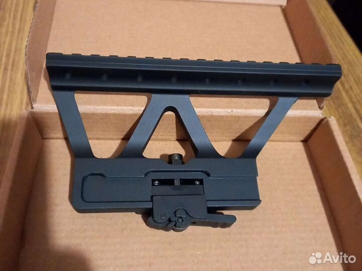 Кронштейн для оптики