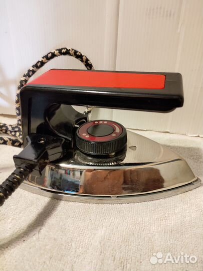 Утюг электрический 