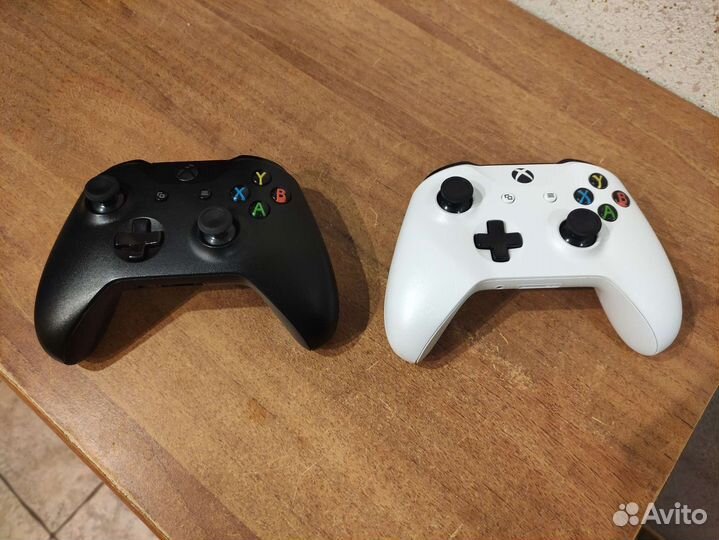 Геймпады Xbox One и Xbox Series