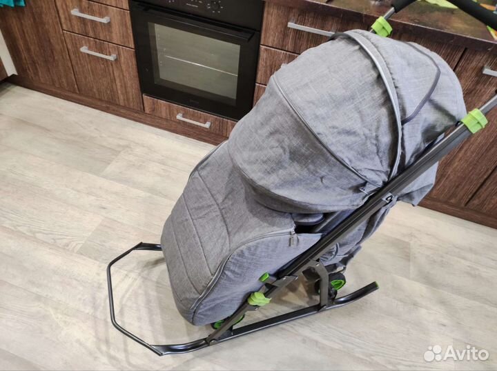 Детские санки коляска с колесами