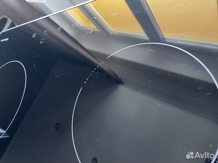 Индукционная варочная панель hansa