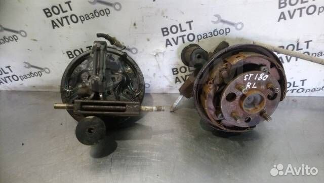 Кулак поворотный (ступица) задний правый Toyota