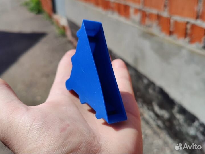 Уголки для транспортировки изделий. Цвет синий