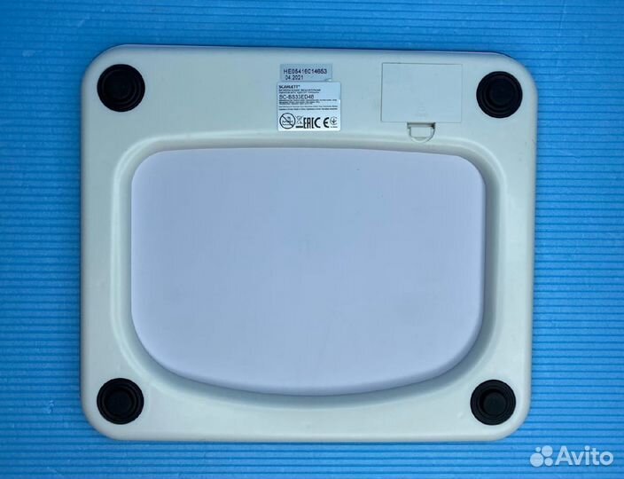 Весы напольные Scarlett с блютуз