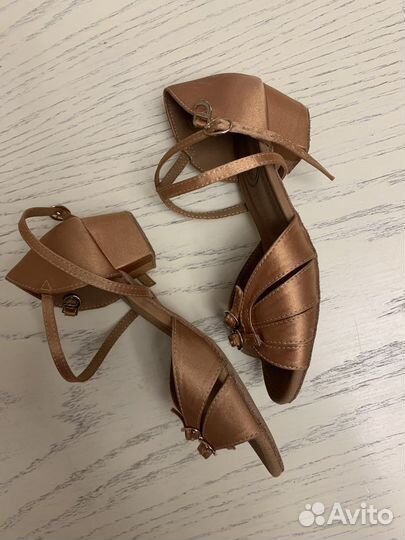 Туфли босоножки для танцев 34