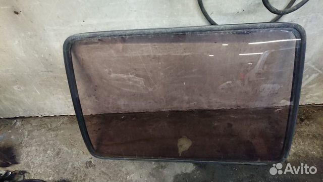 Стекло правое Nissan Serena C23 CD20 1998