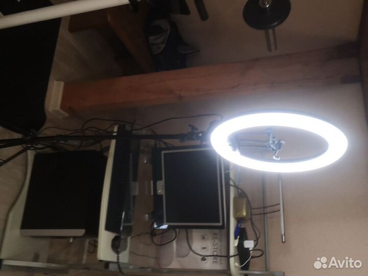 Лампа блогерская