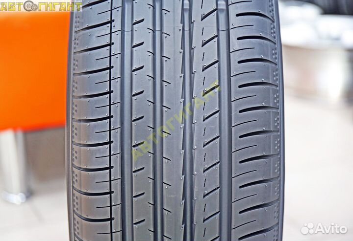 Yokohama BluEarth AE51 215/60 R16 99V