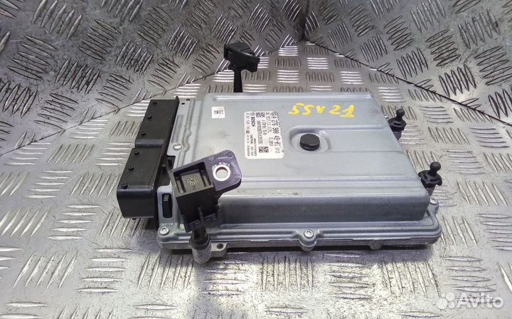 Блок управления двигателем Mercedes-Benz GLC