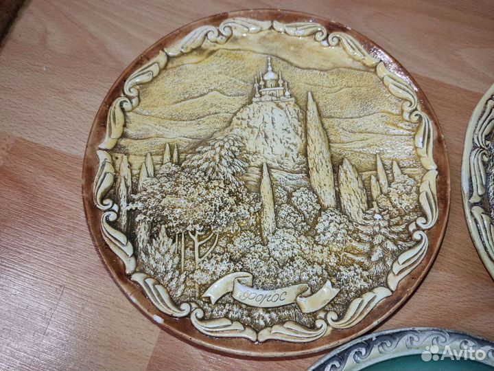 Настенная тарелка