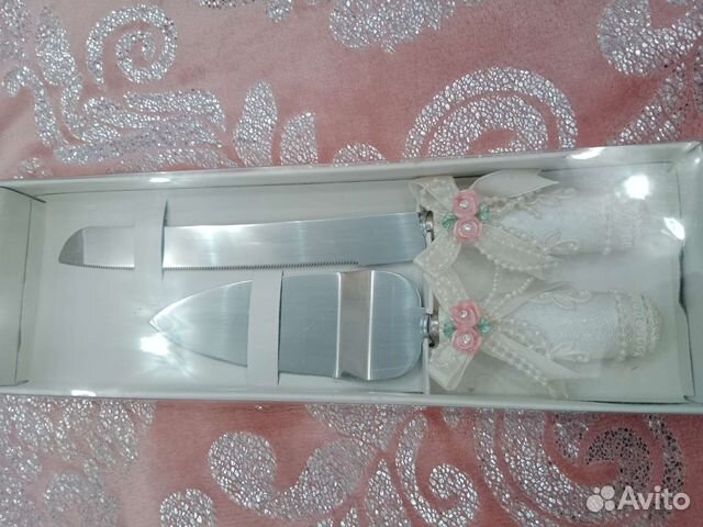 Новый набор(нож + лопатка) для торта