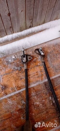 Трос рчного тормоза таета карола 2008 года