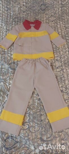 Детский костюм пожарного