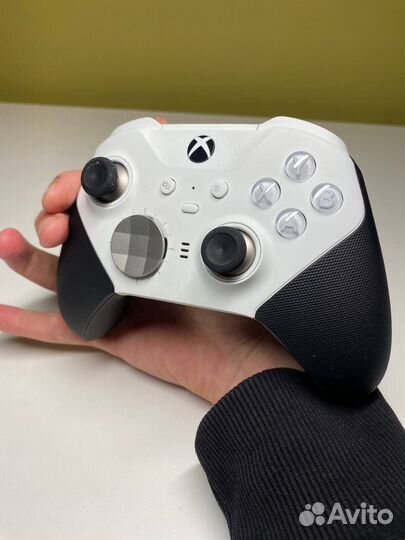 Геймпад: Xbox Elite Controller 2