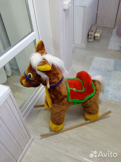 Качалка лошадь