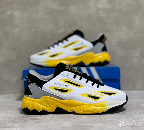 Кроссовки adidas ozweego Белые