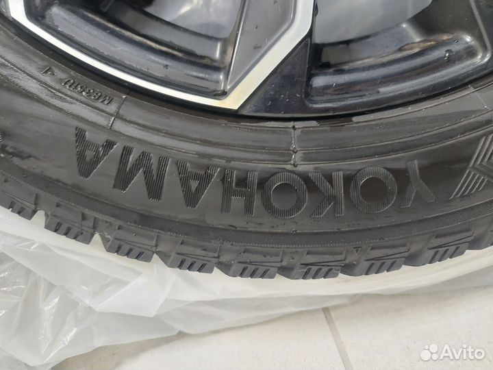 Yokohama iceGuard ig65 на дисках RST r093 на vag