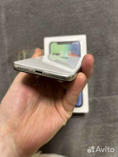 iPhone X, 256 ГБ