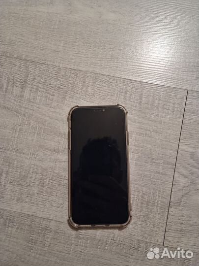 iPhone X, 64 ГБ